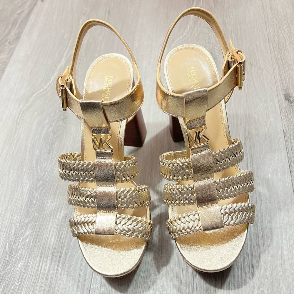 Michael Kors Women’s Platform Sandal ✨brand new✨ No box